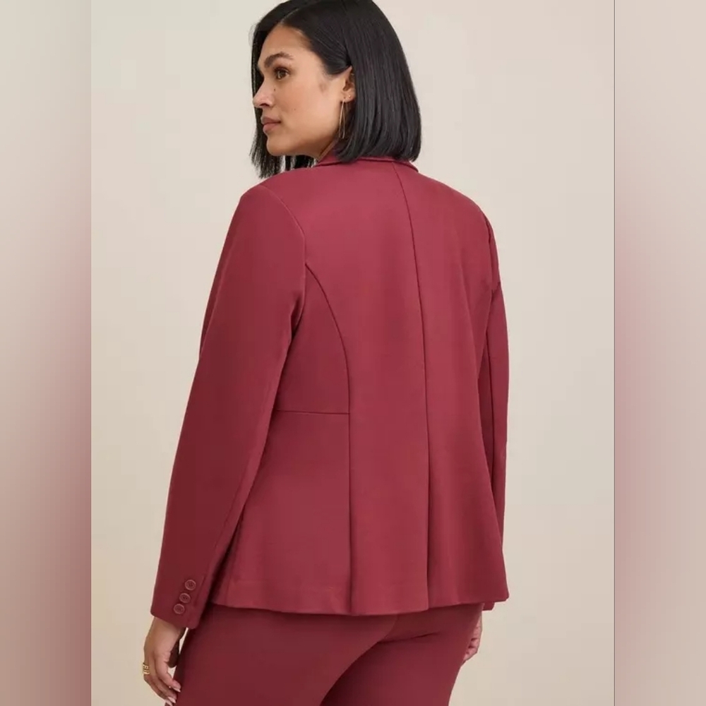 NWT Torrid Chelsea Studio Luxe Ponte Blazer Stretchy Maroon Tailored Fit - Picture 2 of 15